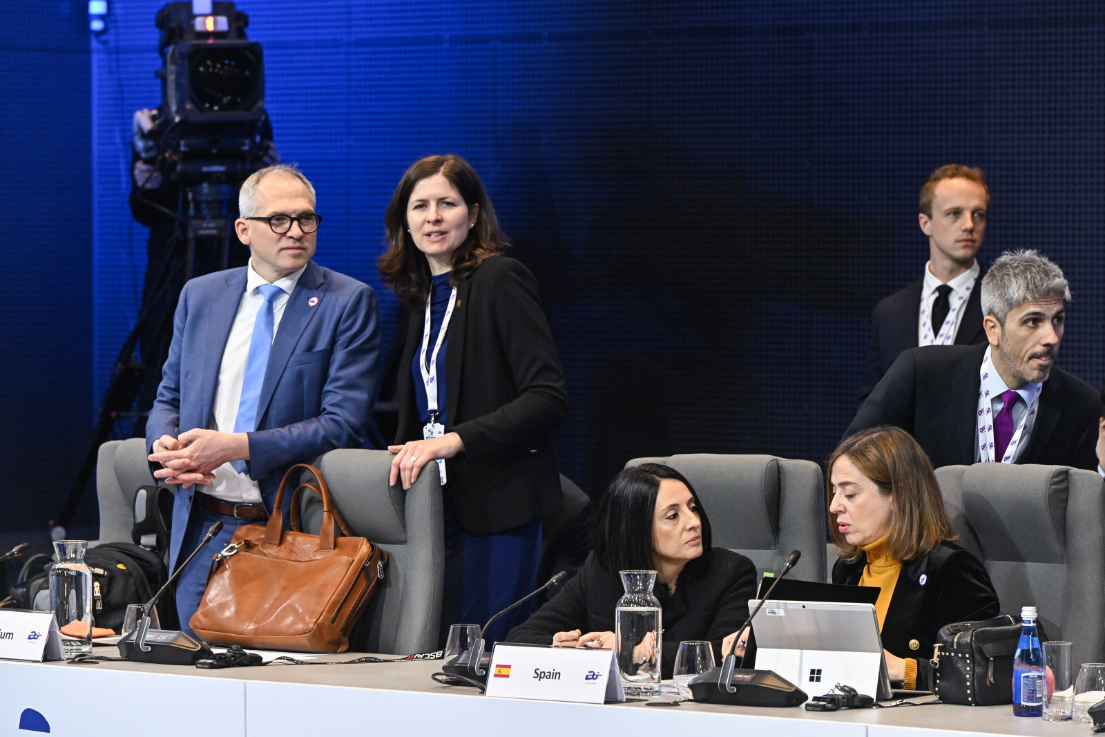 Belgische delegatie in overleg 